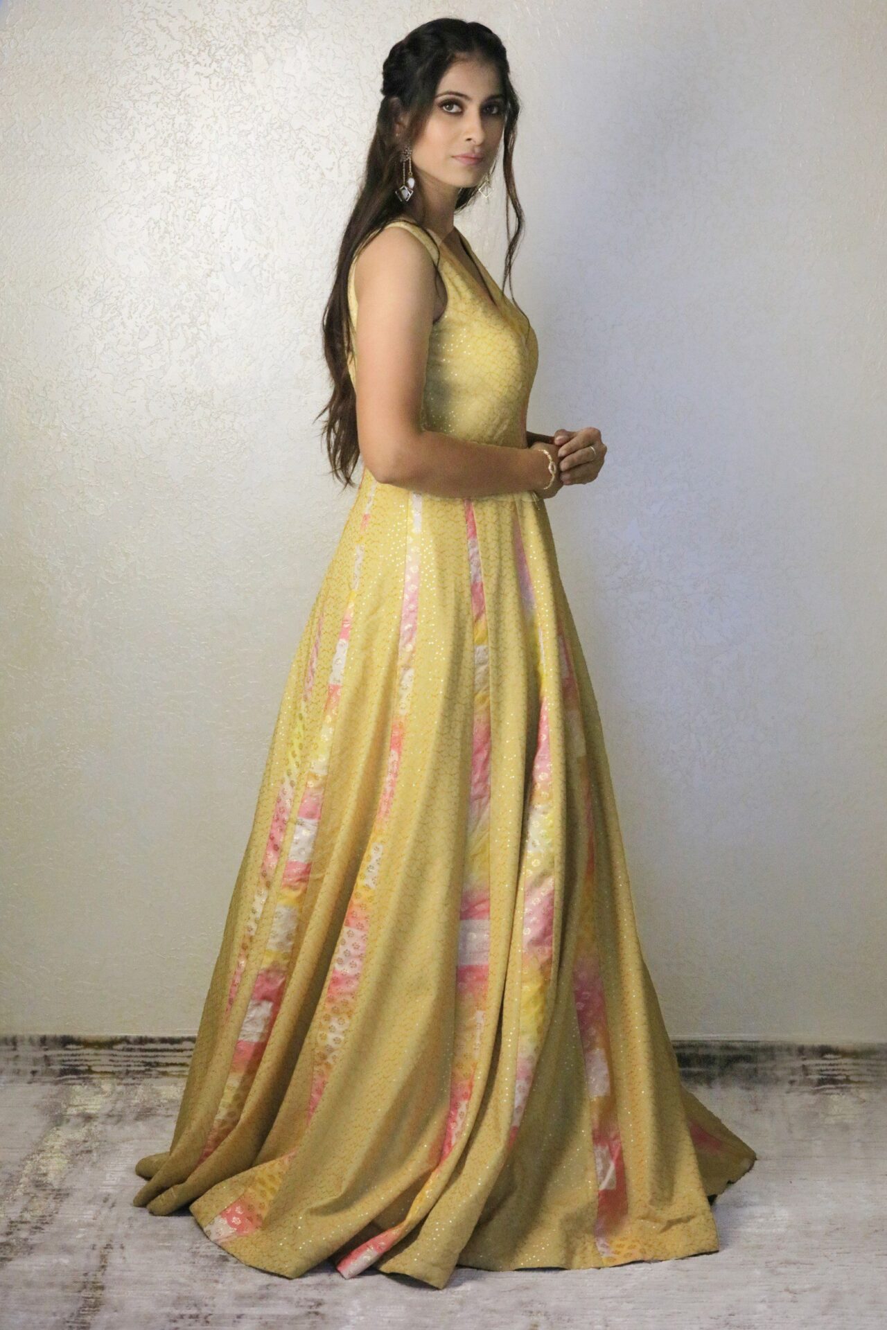 traitional gown