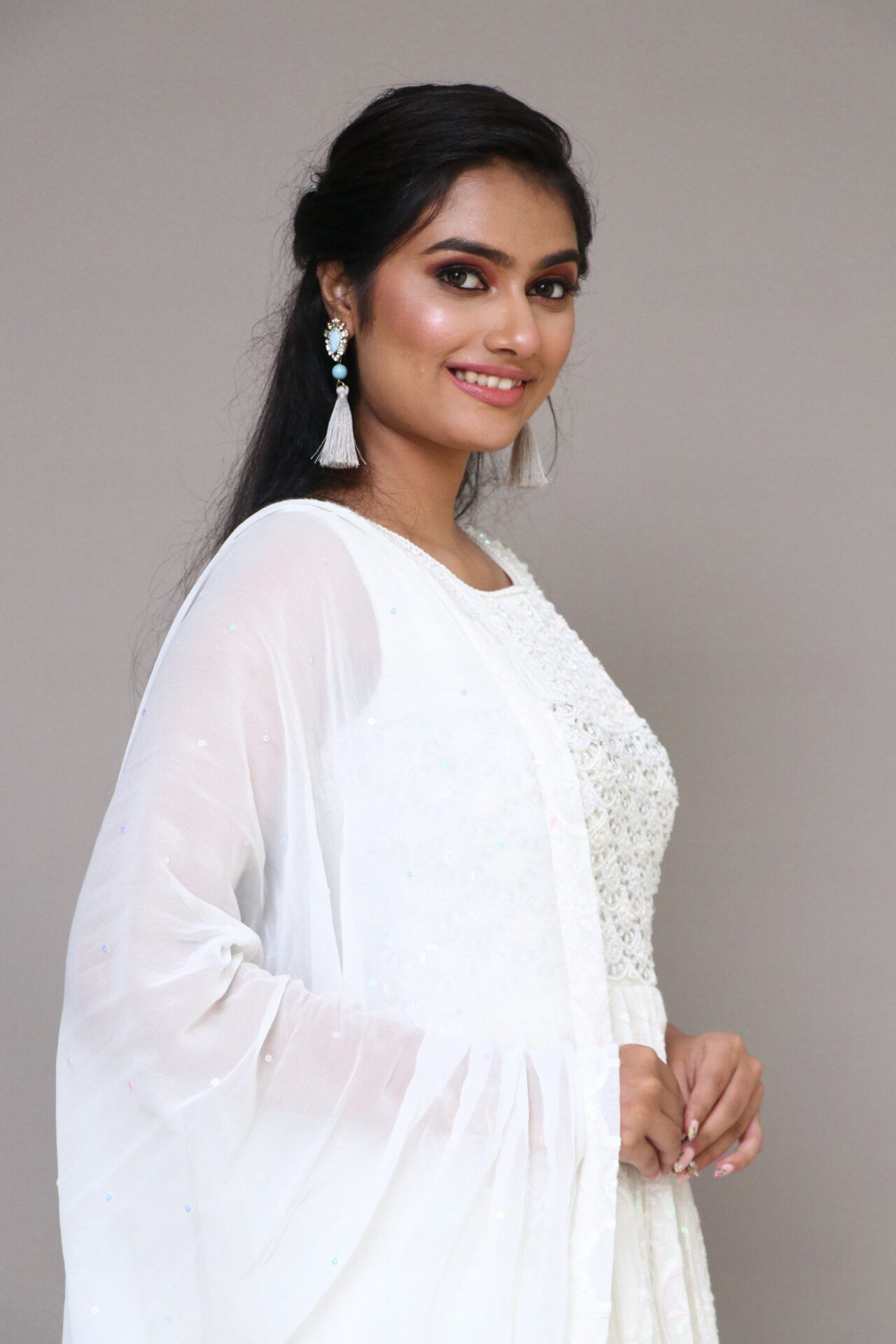 gown