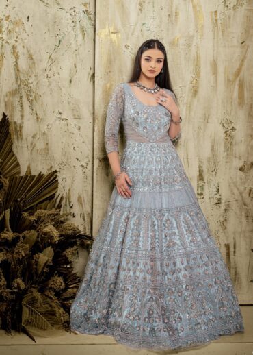gown