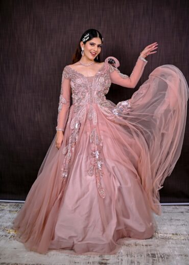 gown