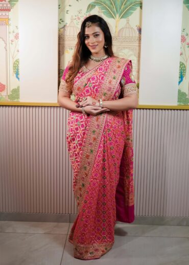 Fuchsia Pink Bandhani Saree