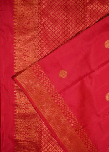 red kanjivaram, small butis and zari border