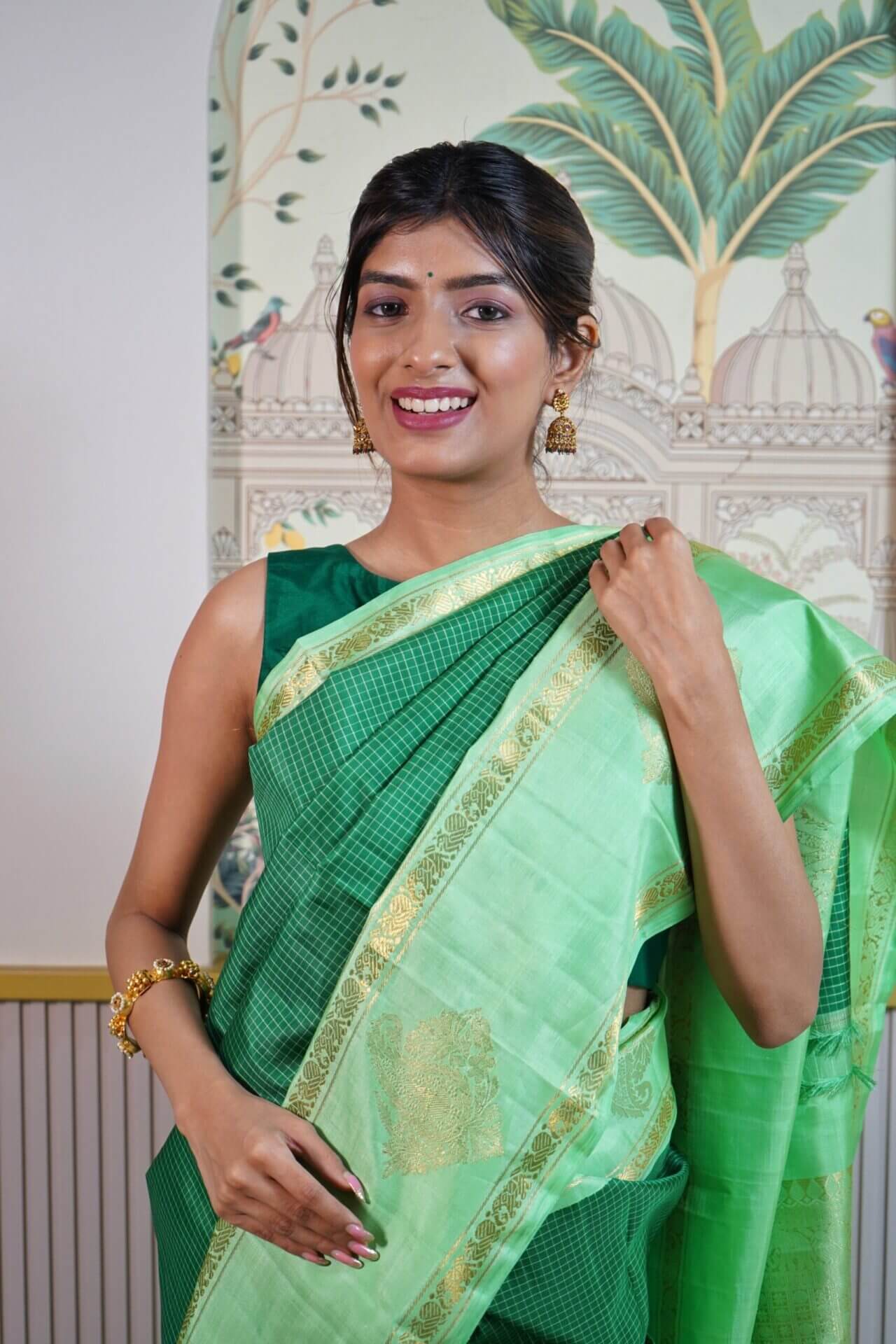 Bottle Green Checkered Kanjeevaram Saree